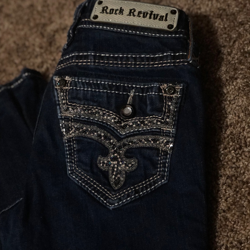SOLD ON FB. 🚫Rock Revival✨